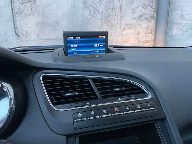 Peugeot 5008 1.6 thp b.l. exe 7p. 156pk 2011 (origineel-nl), 44-rhj-9 - afbeelding 18 van  38