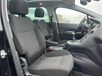 Peugeot 5008 1.6 thp blue lease executive - 7 persoons - 2010 | 08-lvn-2 - afbeelding 16 van  26