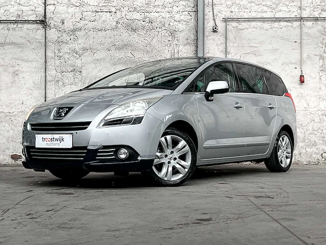Peugeot 5008 1.6 thp gt 7p. 156pk 2010, 54-nnt-1 - afbeelding 1 van  31