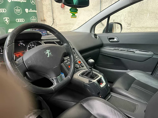 Peugeot 5008 1.6 thp gt 7p. 156pk 2010, 54-nnt-1 - afbeelding 24 van  31