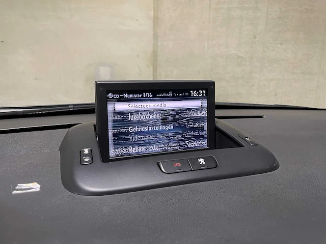 Peugeot 5008 1.6 thp gt 7p. 156pk 2011, 72-nxp-2 - afbeelding 37 van  43