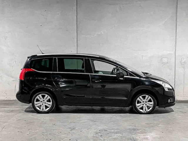 Peugeot 5008 1.6 thp gt 7p. 156pk 2011, 72-nxp-2 - afbeelding 42 van  43