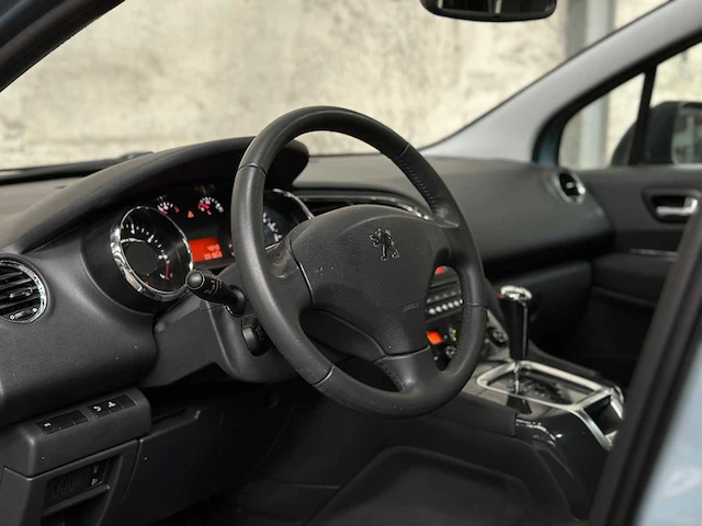 Peugeot 5008 1.6 thp st 5p. 156pk 2010, 84-nnh-8 - afbeelding 8 van  35