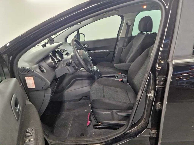 Peugeot 5008 1.6 thp st 5persoons 2010 | 12-sfh-8 - afbeelding 8 van  32