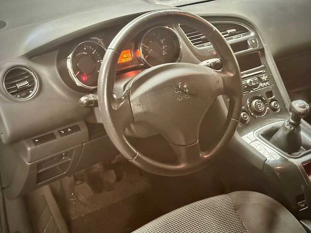 Peugeot 5008 1.6 thp st 7p , 84-nnf-9 - afbeelding 15 van  15