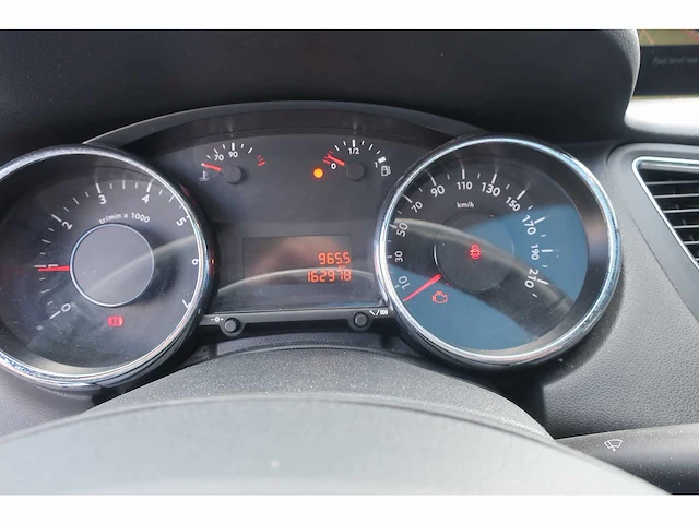 Peugeot 5008 1.6 thp st prem. 7p, 24-kkl-6 - afbeelding 15 van  19