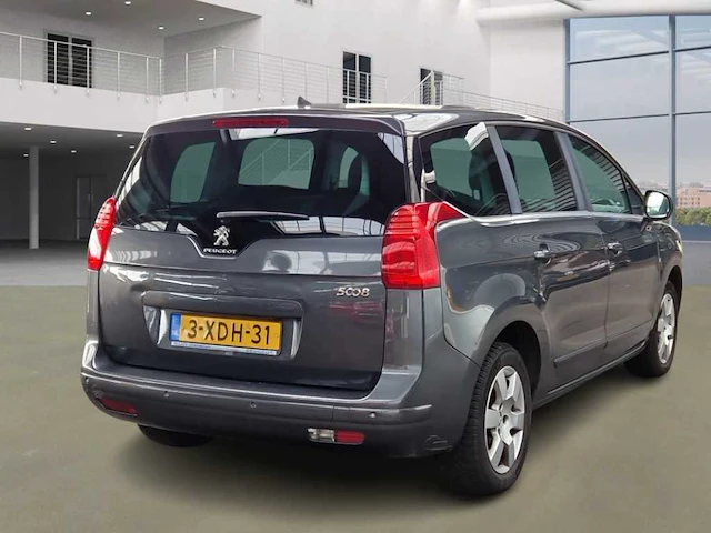 Peugeot 5008 1.6 turbo active 7p , ; 3-xdh-31 - afbeelding 13 van  19