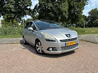 Peugeot 5008 1.6 turbo st 7p; 84-nnf-9 - afbeelding 7 van  13