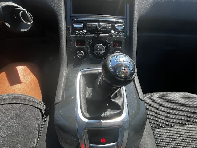 Peugeot 5008 2.0 bluehdi allure 150, 2016 - afbeelding 4 van  28