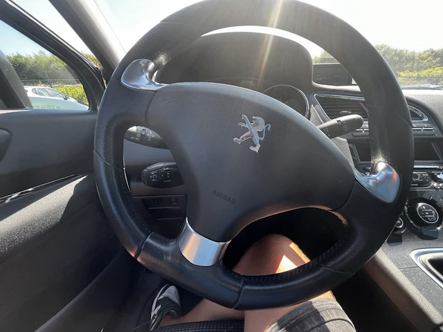 Peugeot 5008 2.0 bluehdi allure 150, 2016 - afbeelding 6 van  28