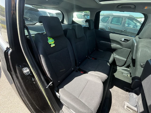 Peugeot 5008, 2012 - afbeelding 15 van  29