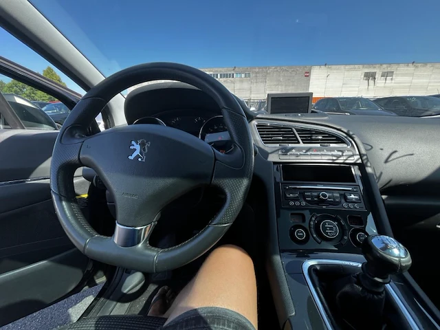 Peugeot 5008, 2012 - afbeelding 29 van  29