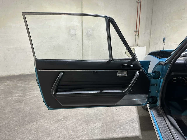Peugeot 504 pininfarina 2.0 coupé inj. 2-deurs 105pk 1972, al-38-34 - afbeelding 18 van  37