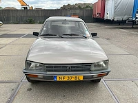 Peugeot 505 gl break familiale stationwagen 7 personen - afbeelding 14 van  15