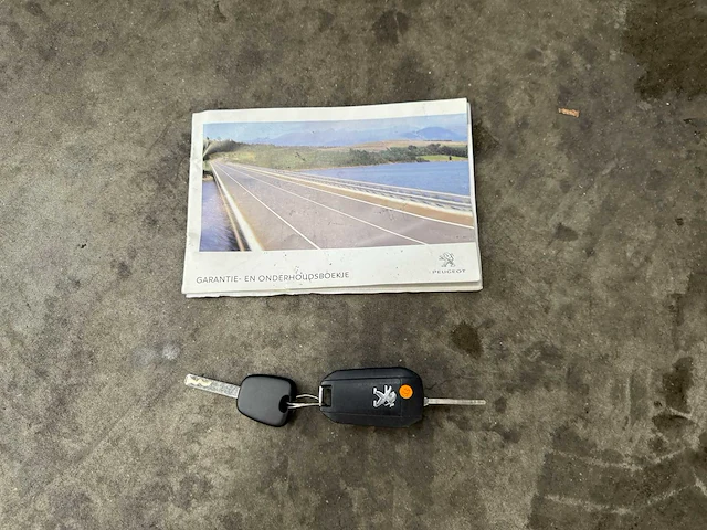 Peugeot 508 sw 1.6 thp blue l. exe. 157pk 2012, 33-tdj-1 - afbeelding 33 van  39