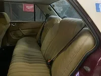 Peugeot 604 uit 1978 - afbeelding 7 van  37