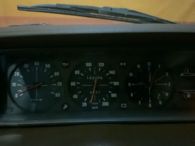 Peugeot 604 uit 1978 - afbeelding 14 van  37