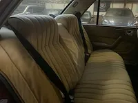 Peugeot 604 uit 1978 - afbeelding 21 van  37