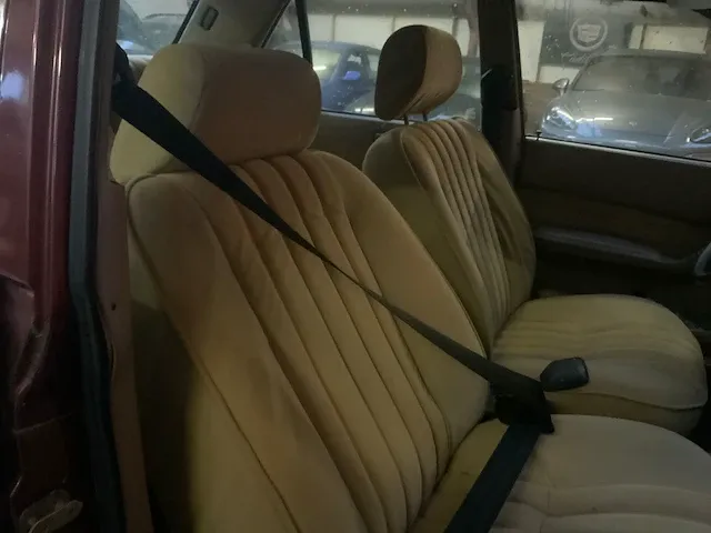 Peugeot 604 uit 1978 - afbeelding 26 van  37