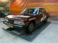 Peugeot 604 uit 1978 - afbeelding 34 van  37