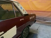 Peugeot 604 uit 1978 - afbeelding 35 van  37