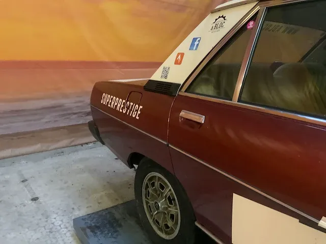 Peugeot 604 uit 1978 - afbeelding 37 van  37