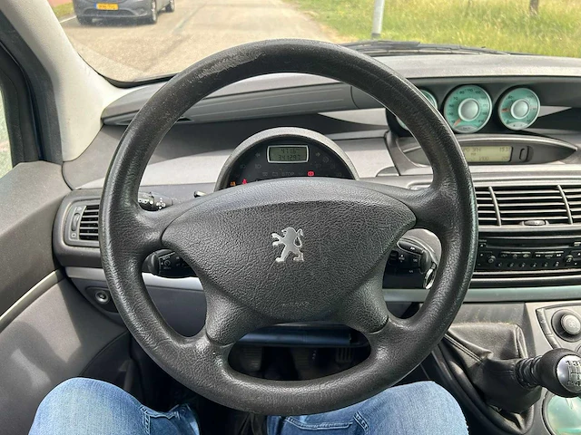 Peugeot 807 2.0 sr premium 2005 | 21-rf-bt i - afbeelding 5 van  18