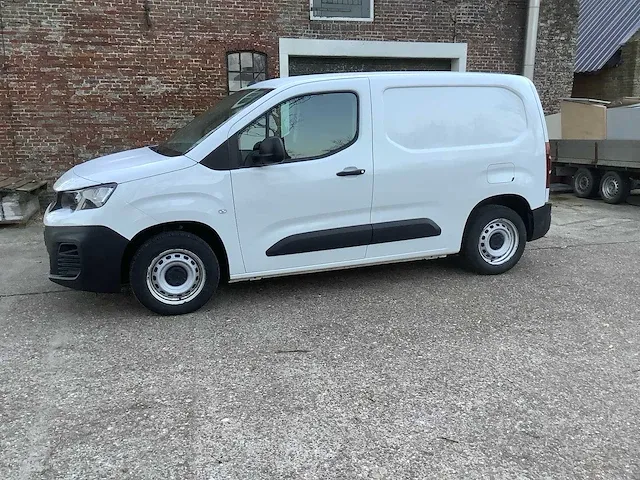 Peugeot bedrijfswagen - afbeelding 1 van  13