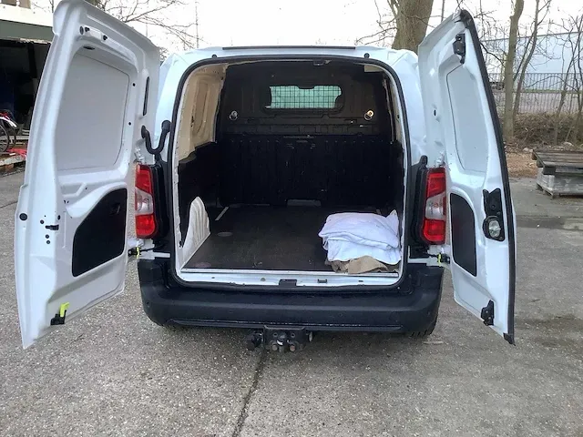 Peugeot bedrijfswagen - afbeelding 10 van  13