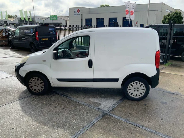 Peugeot bipper - 2010 - bedrijfswagen - afbeelding 18 van  20