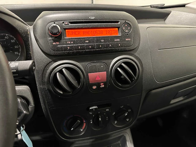 Peugeot bipper 1.4 hdi xt 09-vrs-4 - afbeelding 4 van  18