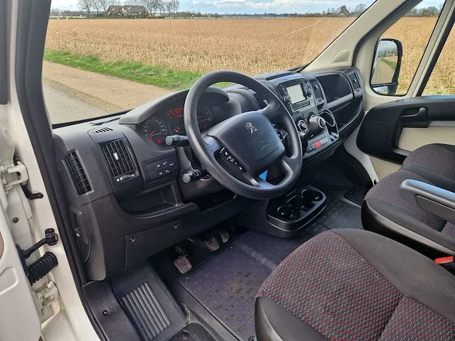 Peugeot boxer 2.0 hdi l1 h2 pro, 130 pk, euro 6, vtt-26-p - afbeelding 17 van  32