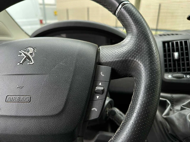 Peugeot boxer 333 2.0 hdi pro 131pk 2019 bedrijfswagen, vdl-40-b - afbeelding 6 van  36
