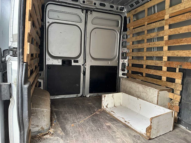 Peugeot boxer 333 2.0 hdi pro 131pk 2019 bedrijfswagen, vdl-40-b - afbeelding 24 van  36
