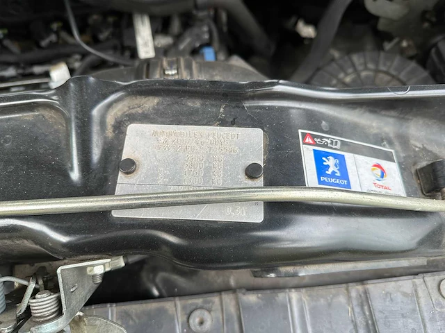 Peugeot boxer 333 2.0 hdi pro 131pk 2019 bedrijfswagen, vdl-40-b - afbeelding 29 van  36