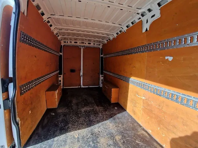 Peugeot boxer 335 2.0 bluehdi l3 h2 pro, 164 pk, euro 6, vxf-60-z - afbeelding 18 van  31