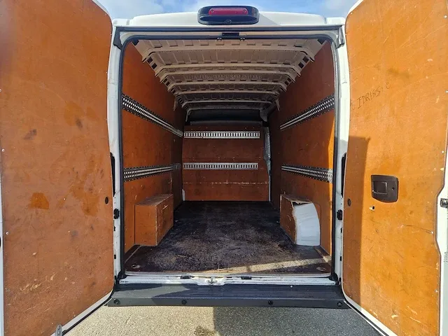 Peugeot boxer 335 2.0 bluehdi l3 h2 pro, 164 pk, euro 6, vxf-60-z - afbeelding 24 van  31