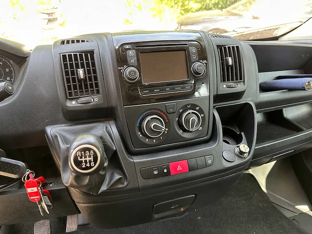 Peugeot boxer 335 2.2 hdi l3 xr dc 131pk 2016, vx-519-p - afbeelding 18 van  37