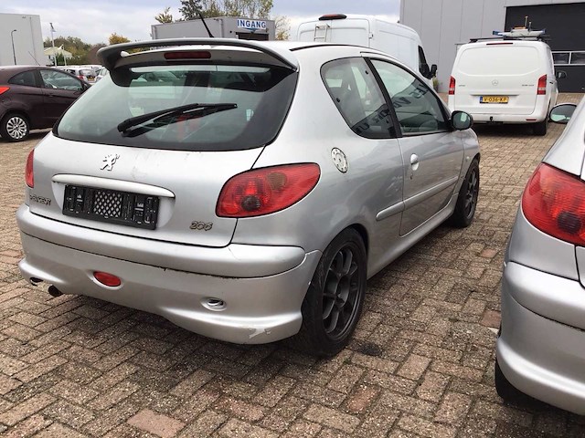 Peugeot circuitauto 2x 2.0-16v gti - personenauto (2x) - afbeelding 18 van  24