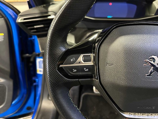 Peugeot e-2008 ev gt pack 50 kwh electrisch n-352-fb - afbeelding 7 van  26