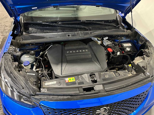 Peugeot e-2008 ev gt pack 50 kwh electrisch n-352-fb - afbeelding 17 van  26