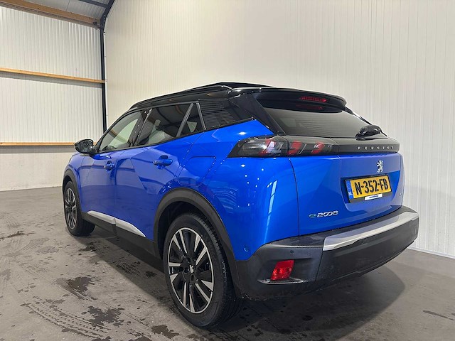 Peugeot e-2008 ev gt pack 50 kwh electrisch n-352-fb - afbeelding 20 van  26