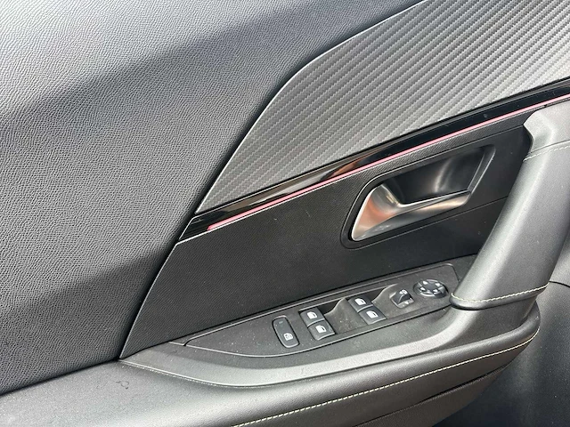 Peugeot e-2008 ev gt premiere 1 fase 50 kwh 2020 | p-028-fz - afbeelding 5 van  31