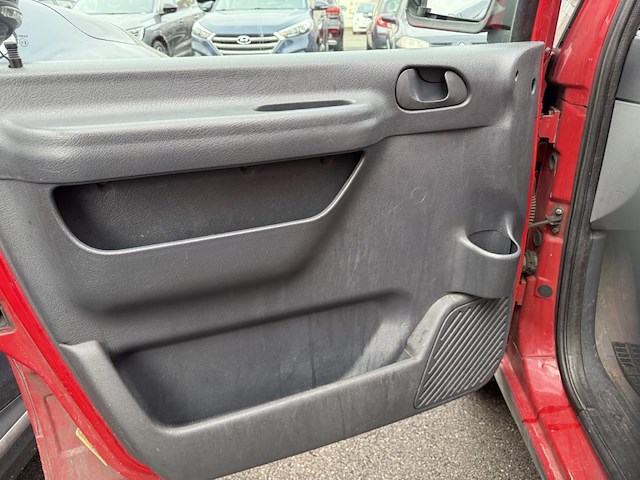 Peugeot expert 220 c combi 2plc diesel expert 2.0 hdi (9pl), 2004 - afbeelding 31 van  34