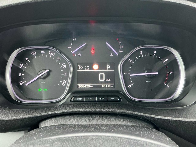 Peugeot expert 227s 2.0 bluehdi 180 pk eat8 automatic bedrijfswagen - afbeelding 3 van  38