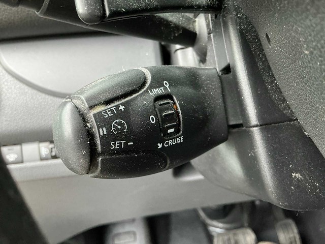 Peugeot expert 227s 2.0 bluehdi 180 pk eat8 automatic bedrijfswagen - afbeelding 19 van  38