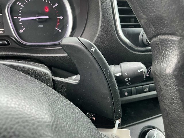 Peugeot expert 227s 2.0 bluehdi 180 pk eat8 automatic bedrijfswagen - afbeelding 21 van  38