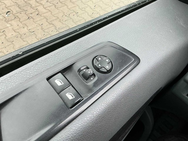 Peugeot expert 227s 2.0 bluehdi 180 pk eat8 automatic bedrijfswagen - afbeelding 22 van  38