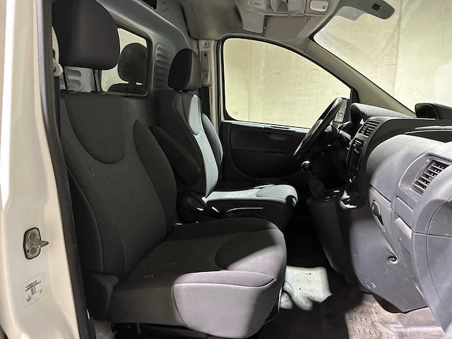 Peugeot expert 229 2.0 hdi dc profit+ 128pk 2014, vk-086-h bedrijfswagen - afbeelding 24 van  31