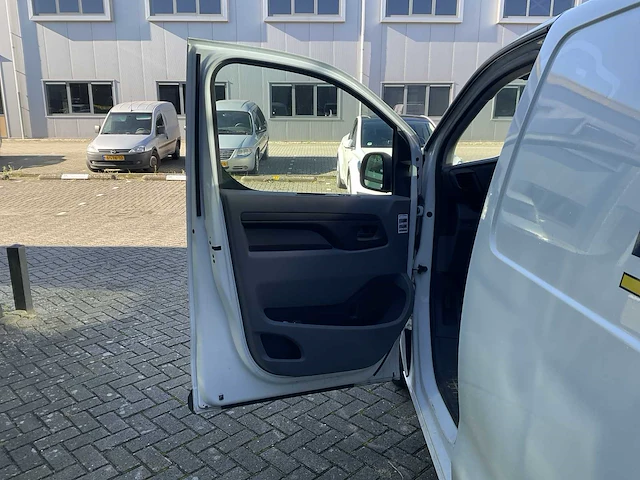 Peugeot expert bedrijfswagen (vbj-51-j) - afbeelding 30 van  32